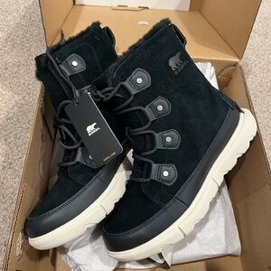 Sorel Explorer II Faux Fur Black Snow Boots - size 8 NWT